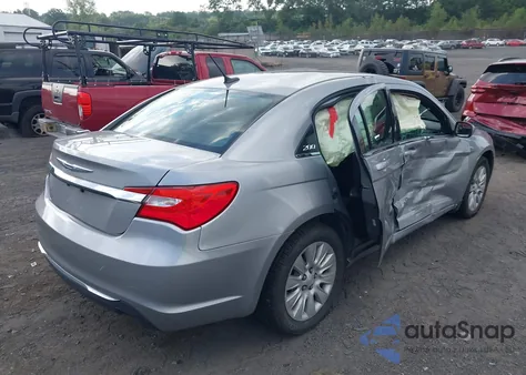 2014 Chrysler 200 Lx из США, поврежденный, VIN 1C3CCBAB6EN141153